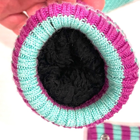 LULULEMON Women’s Hat Mittens Set Extra warm - Picture 8 of 9